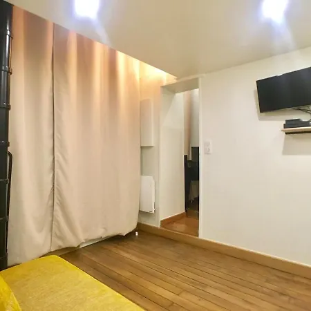 Studio Rénové Proche Champs-elysées Et Tour Eiffel Parigi