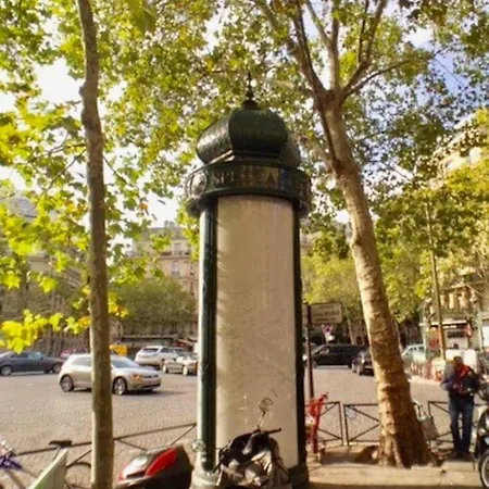 Studio Rénové Proche Champs-elysées Et Tour Eiffel